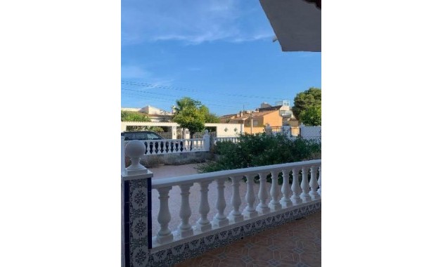 Sale - Bungalow -
Orihuela Costa - La Regia