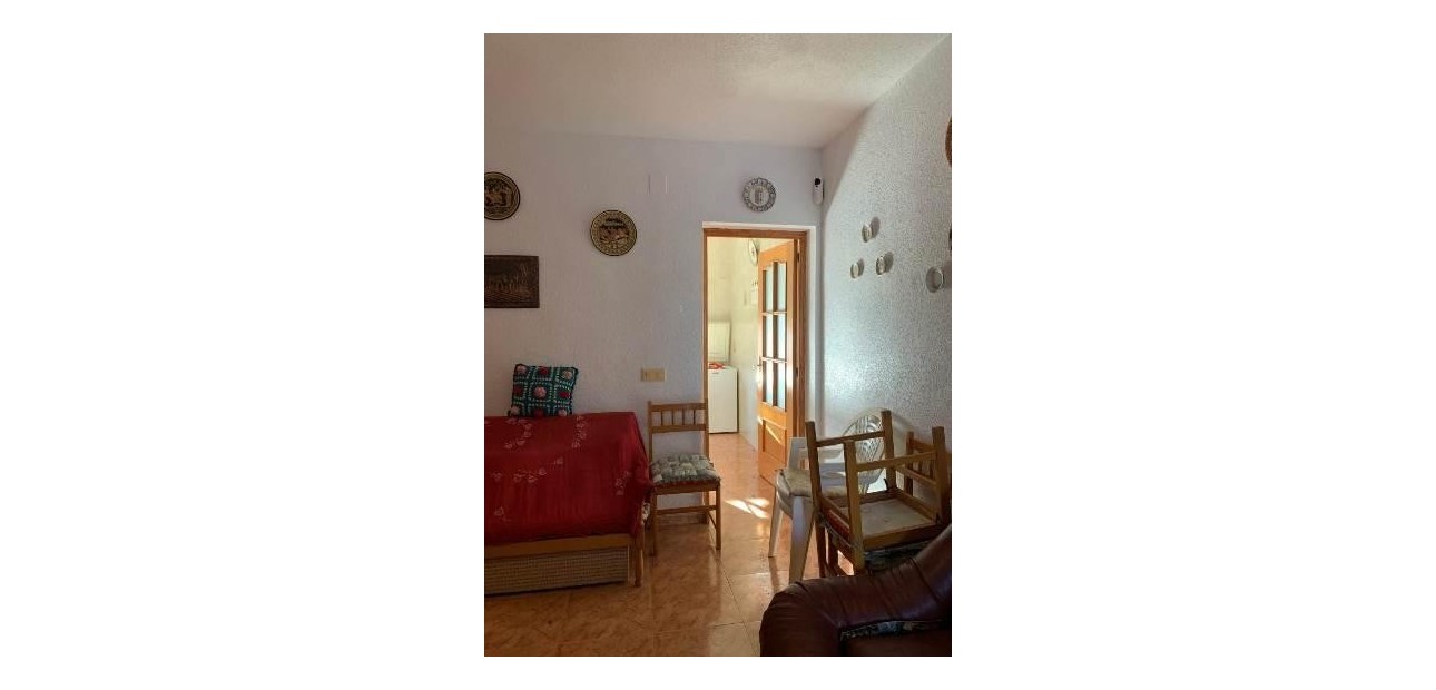 Sale - Bungalow -
Orihuela Costa - La Regia