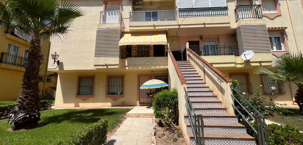 Venta - Apartamento / piso -
Torrevieja - Mar Azul