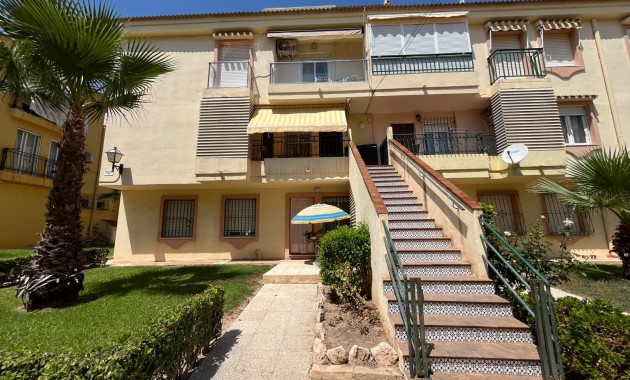 Venta - Apartamento / piso -
Torrevieja - Mar Azul