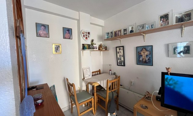 Venta - Apartamento / piso -
Torrevieja - Mar Azul