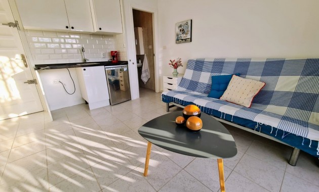 Sale - Apartment / flat -
Torrevieja - La Mata