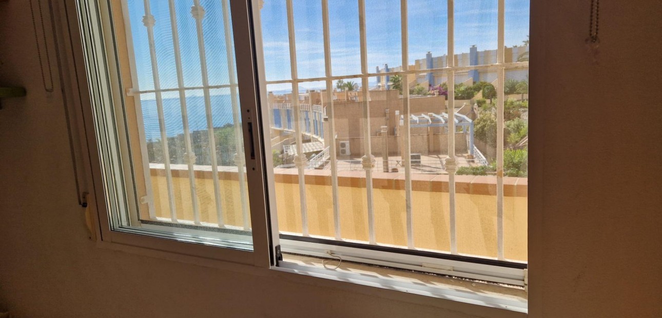 Venta - Apartamento / piso -
Orihuela Costa - Campoamor