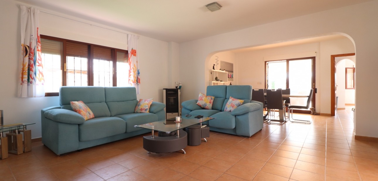 Herverkoop - Detached Villa -
Formentera del Segura - Fincas de La Vega