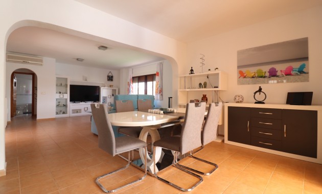 Sale - Detached Villa -
Formentera del Segura - Fincas de La Vega