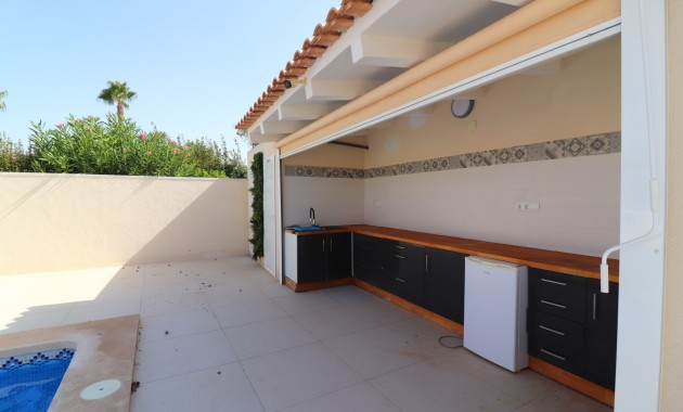 Herverkoop - Detached Villa -
Formentera del Segura - Fincas de La Vega