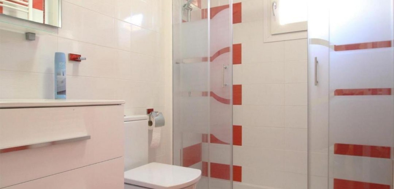 Sale - Flat -
Torrevieja - Los altos