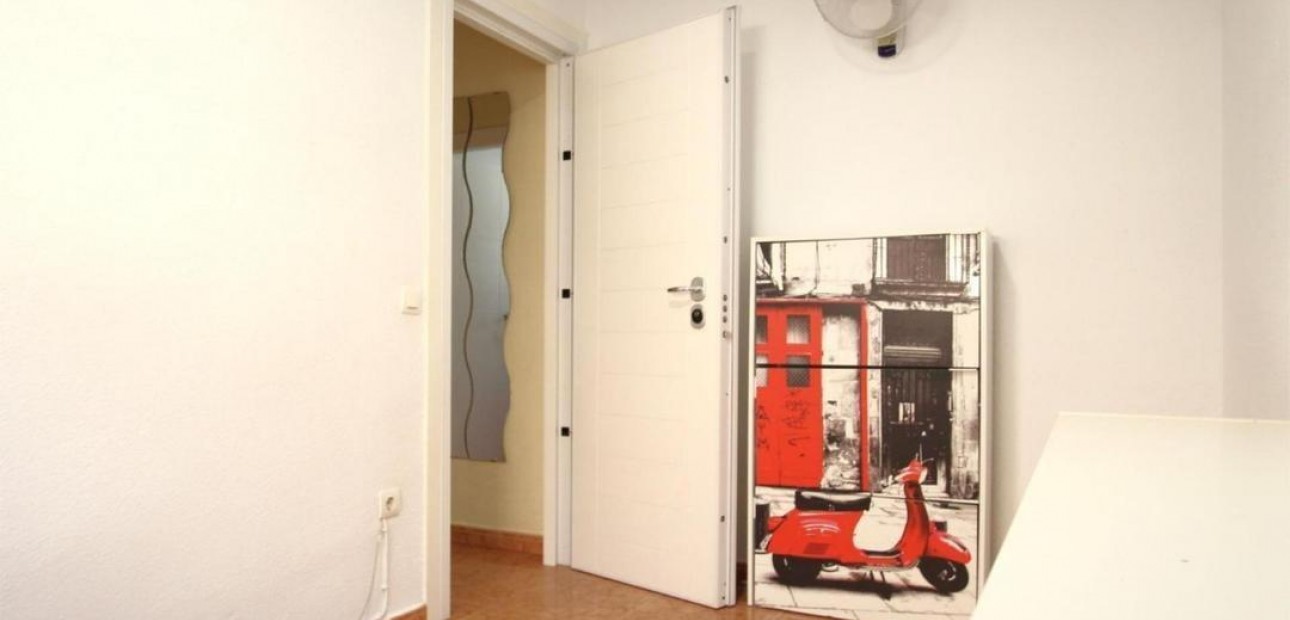 Herverkoop - Flat -
Torrevieja - Los altos