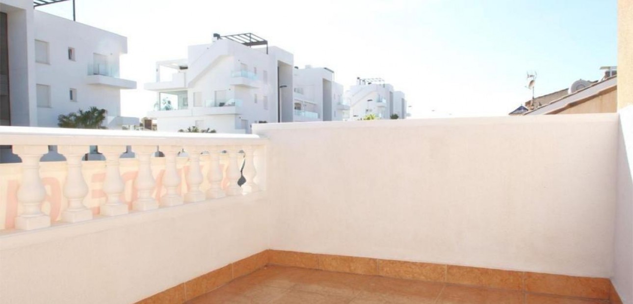 Herverkoop - Flat -
Torrevieja - Los altos