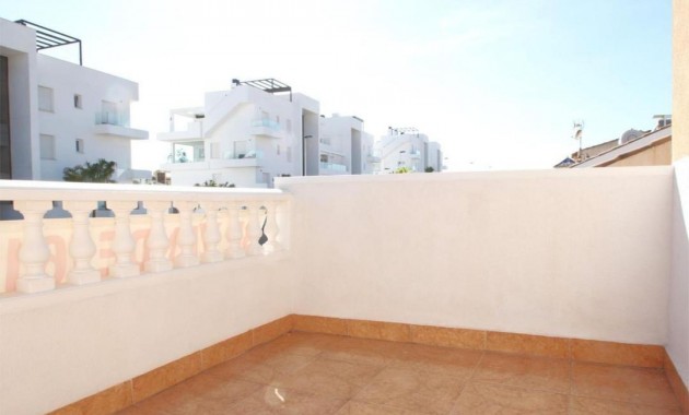 Herverkoop - Flat -
Torrevieja - Los altos