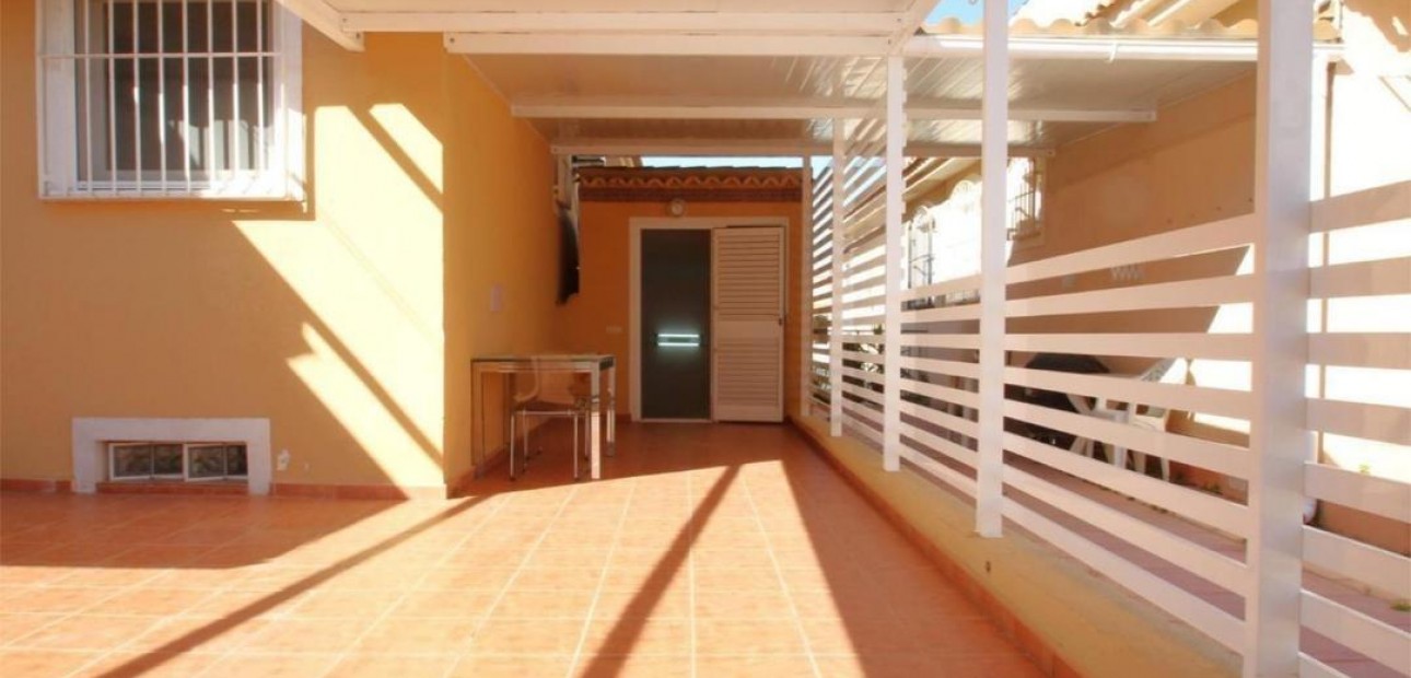 Herverkoop - Flat -
Torrevieja - Los altos