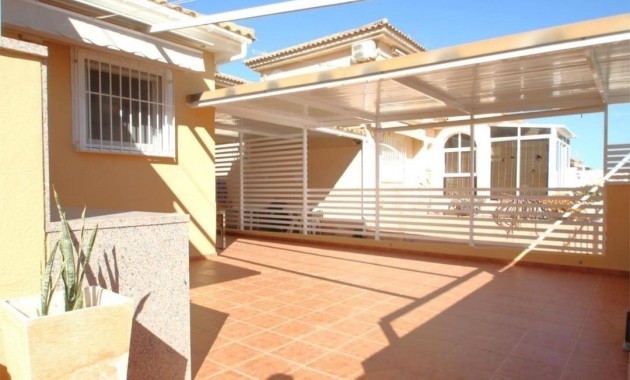 Herverkoop - Flat -
Torrevieja - Los altos