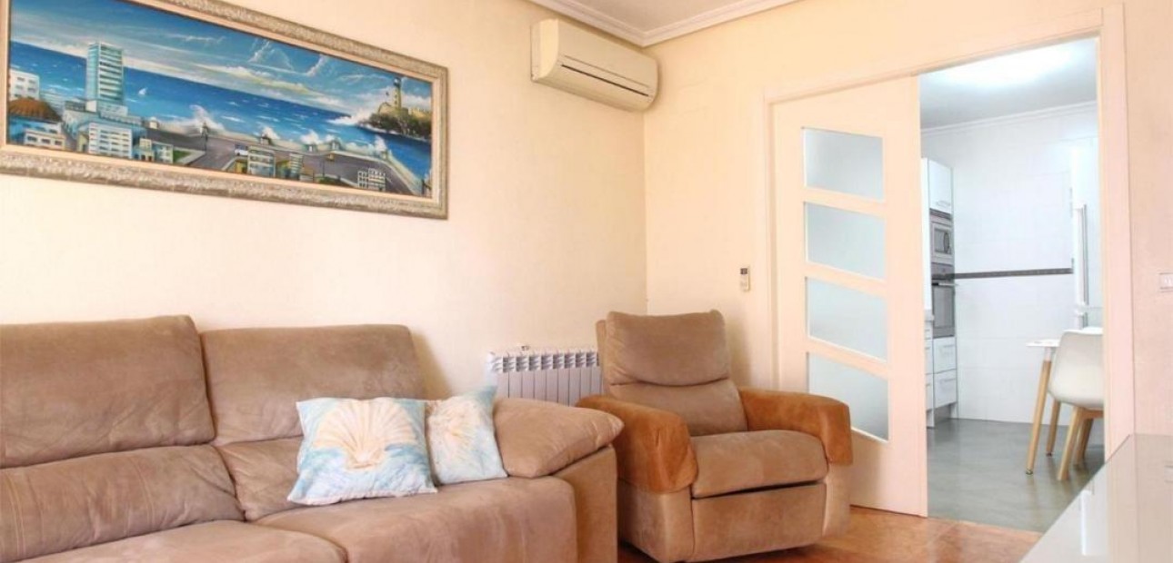 Herverkoop - Flat -
Torrevieja - Los altos