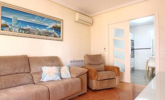 Herverkoop - Flat -
Torrevieja - Los altos