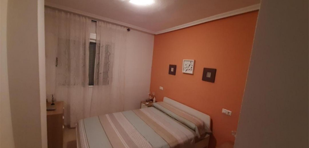 Sale - Bungalow -
Orihuela Costa - PAU 26