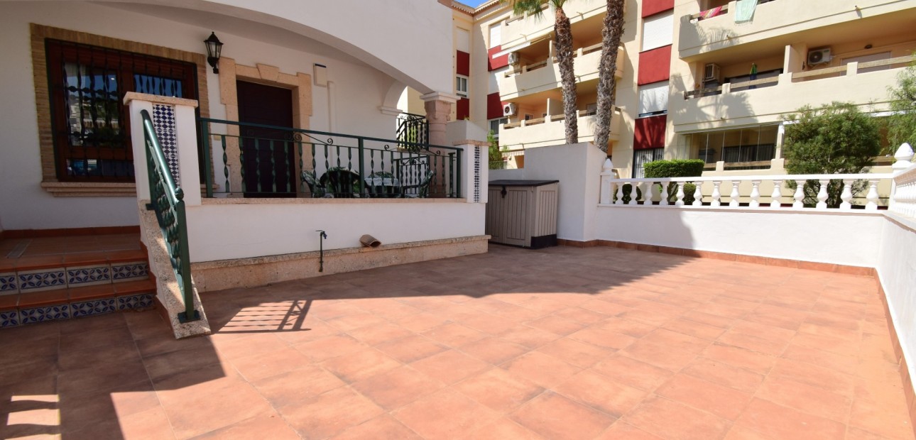 Herverkoop - Appartement / flat -
Orihuela Costa - Playa Flamenca