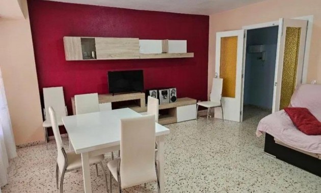 Herverkoop - Flat -
Torrevieja - Playa del cura