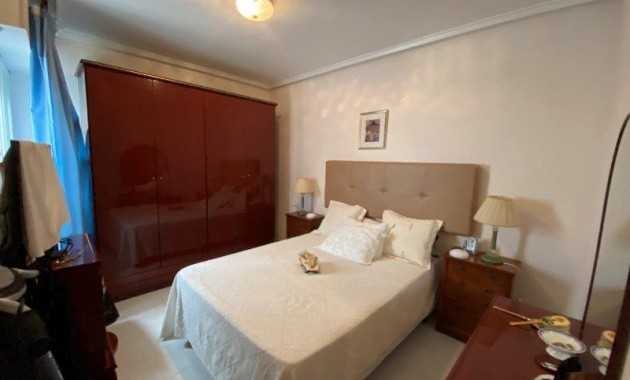 Sale - Apartment / flat -
Torrevieja - Estacion de autobuses