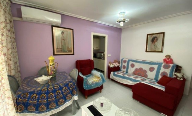 Sale - Apartment / flat -
Torrevieja - Estacion de autobuses