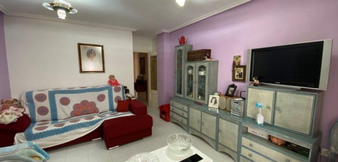 Sale - Apartment / flat -
Torrevieja - Estacion de autobuses