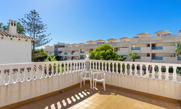 Venta - Villa -
Orihuela Costa - La Zenia