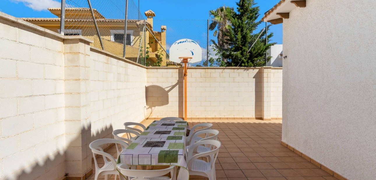 Venta - Villa -
Orihuela Costa - La Zenia