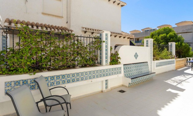 Venta - Villa -
Orihuela Costa - La Zenia