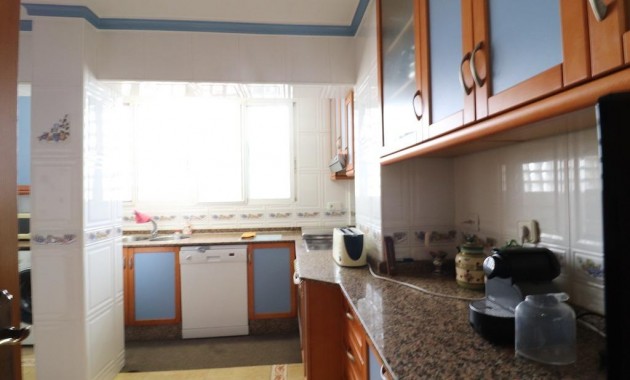 Venta - Apartamento / piso -
Torrevieja