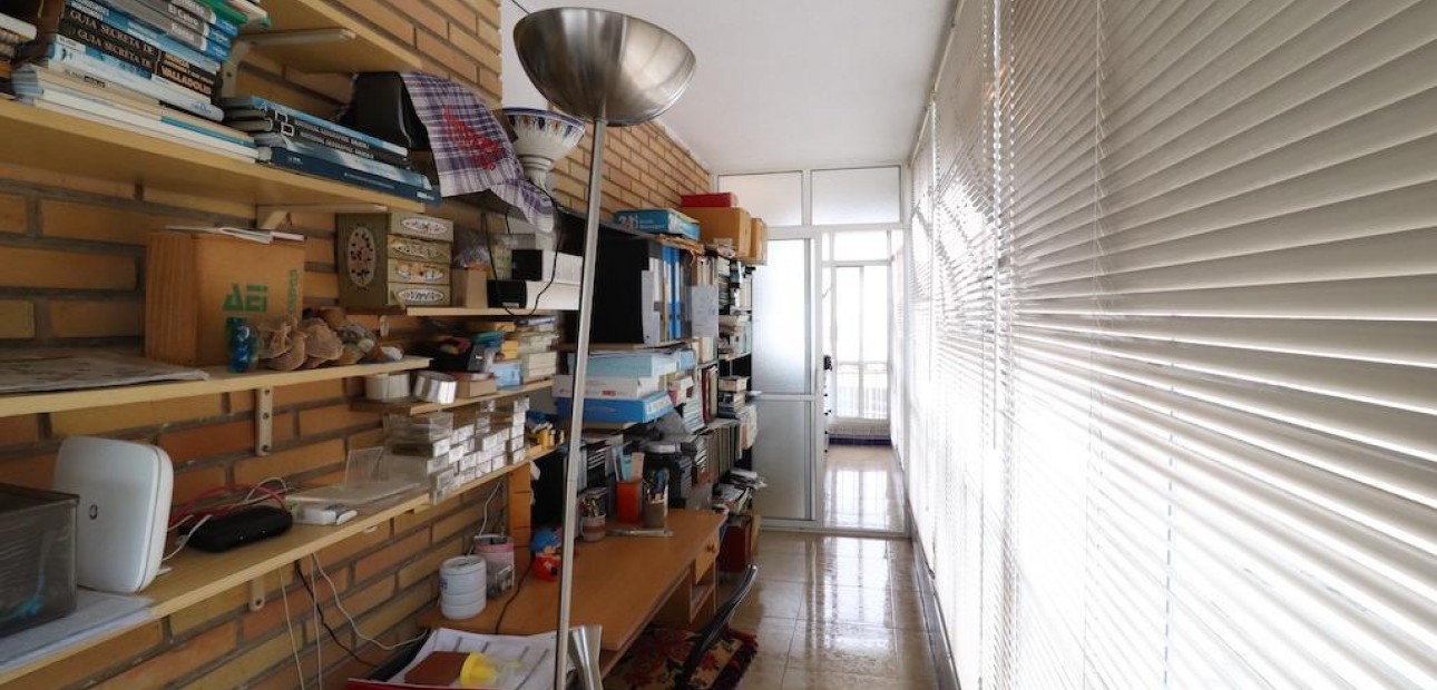 Venta - Apartamento / piso -
Torrevieja