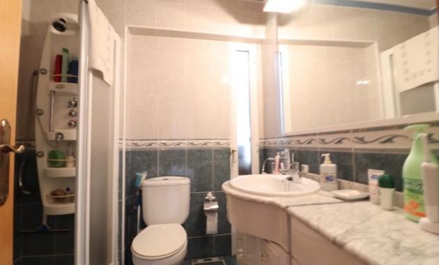 Venta - Apartamento / piso -
Torrevieja