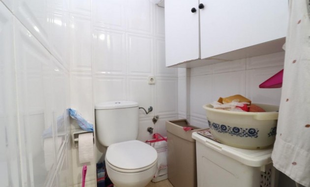 Venta - Apartamento / piso -
Torrevieja