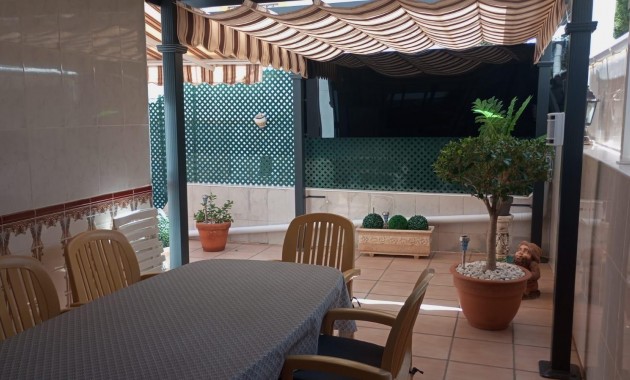 Herverkoop - Bungalow -
Torrevieja - Los altos