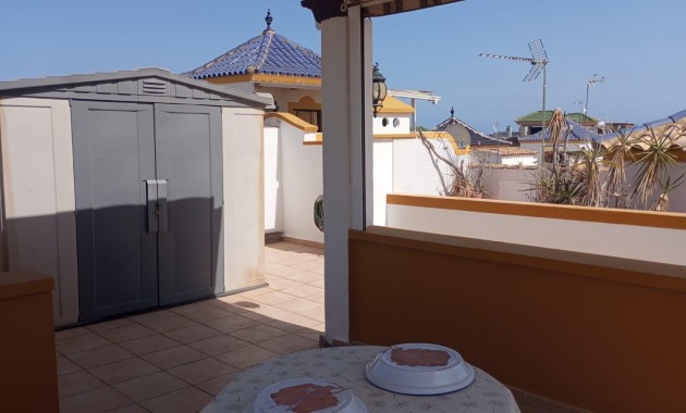 Herverkoop - Bungalow -
Torrevieja - Los altos