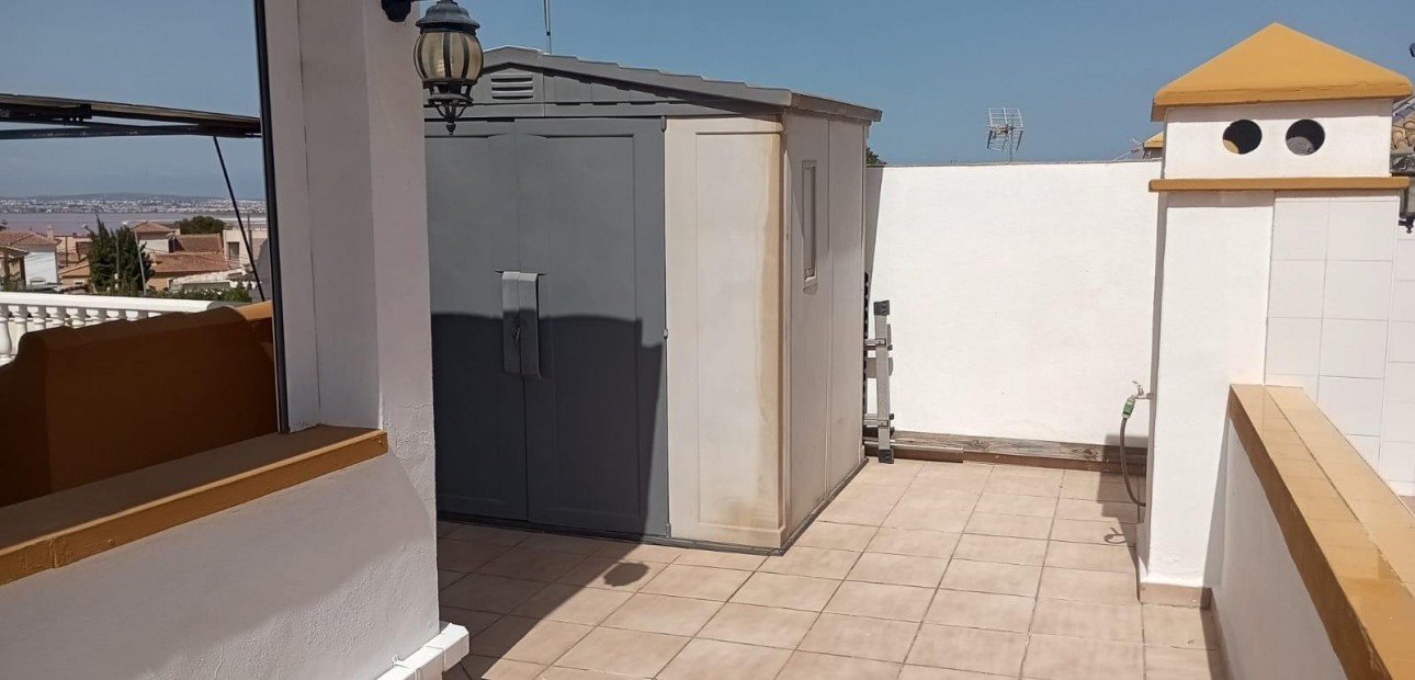 Herverkoop - Bungalow -
Torrevieja - Los altos