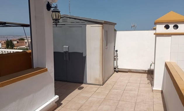 Herverkoop - Bungalow -
Torrevieja - Los altos