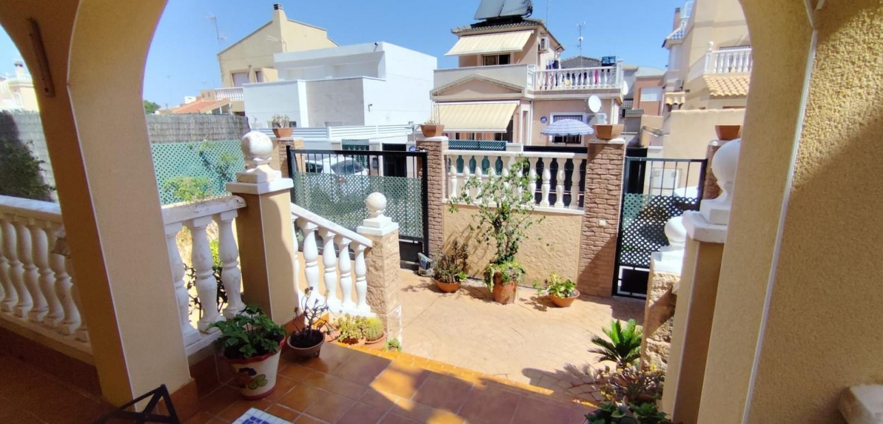 Venta - Villa -
Torrevieja - La Mata