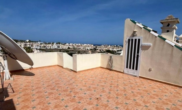 Herverkoop - duplex -
Orihuela Costa - Punta Prima