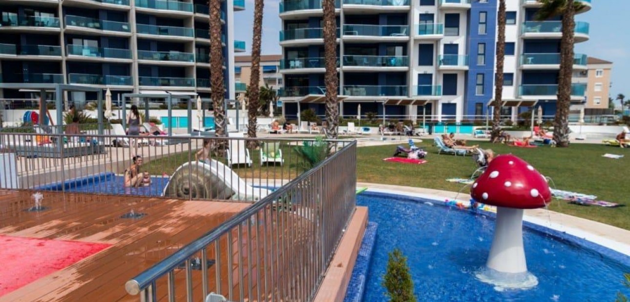 Venta - Apartamento / piso -
Torrevieja - Punta prima