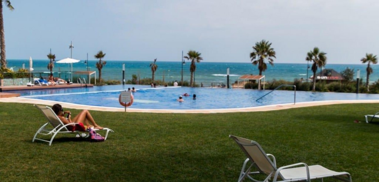 Herverkoop - Appartement / flat -
Torrevieja - Punta prima