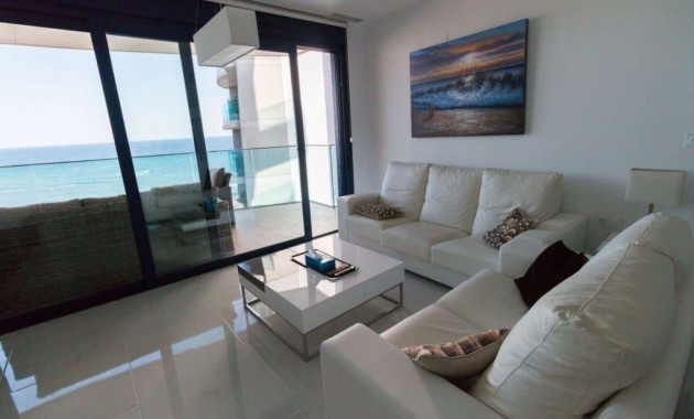 Sale - Apartment / flat -
Torrevieja - Punta prima