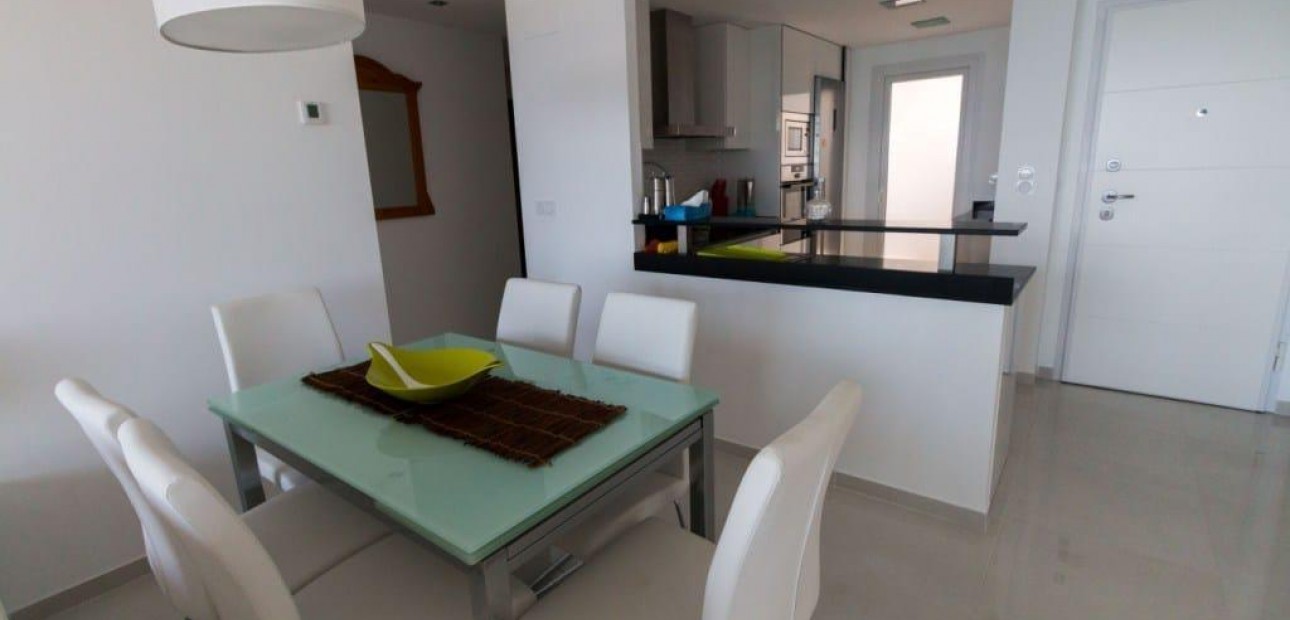 Sale - Apartment / flat -
Torrevieja - Punta prima