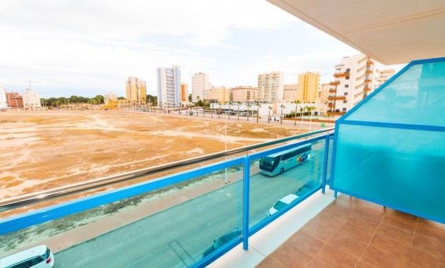 Venta - Apartamento / piso -
Guardamar del Segura - CENTRO