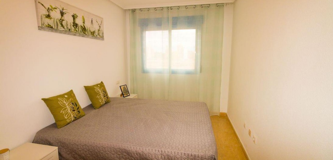 Sale - Apartment / flat -
Guardamar del Segura - CENTRO