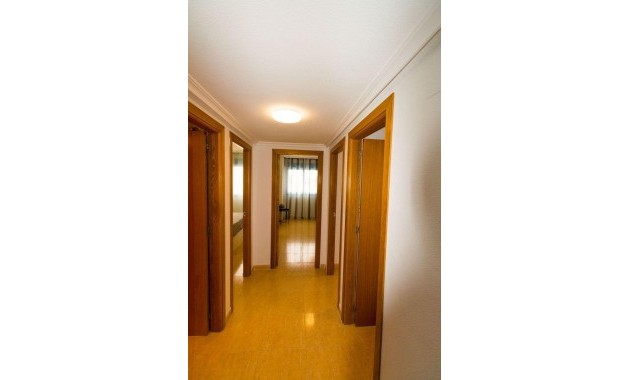 Sale - Apartment / flat -
Guardamar del Segura - CENTRO