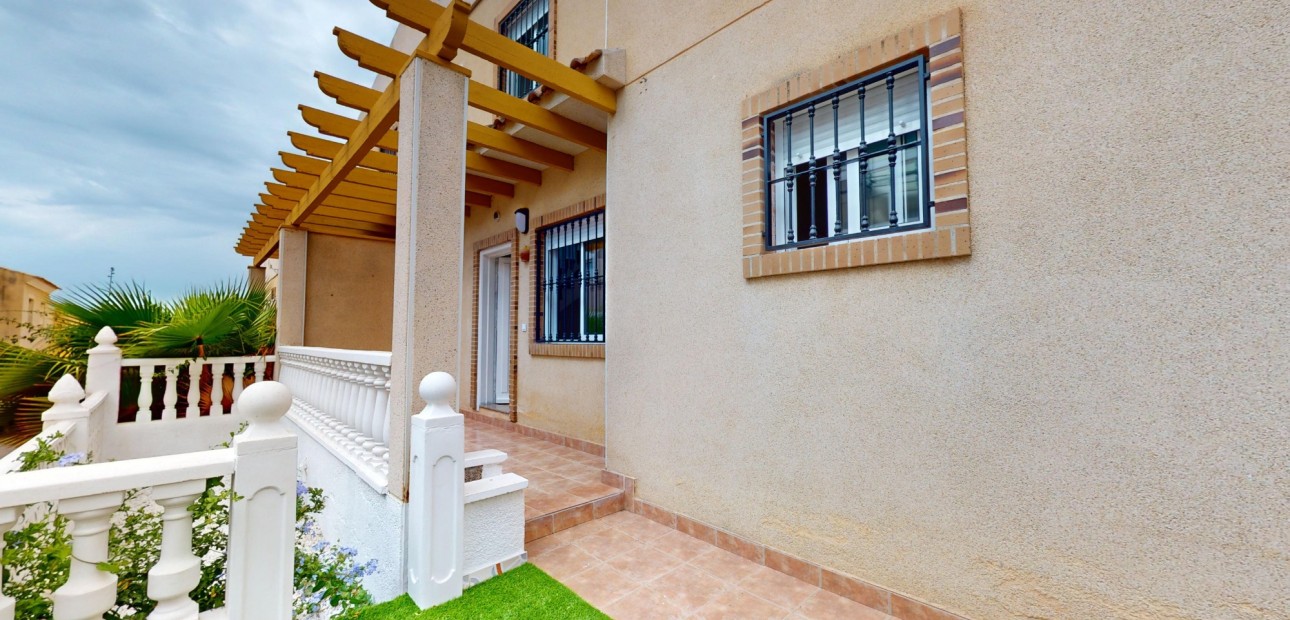 Venta - Quad Villa -
San Miguel de Salinas - BLUE LAGOON