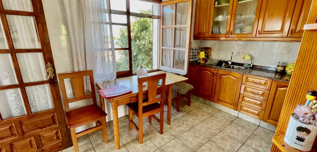 Venta - Finca / Country Property -
Daya Vieja