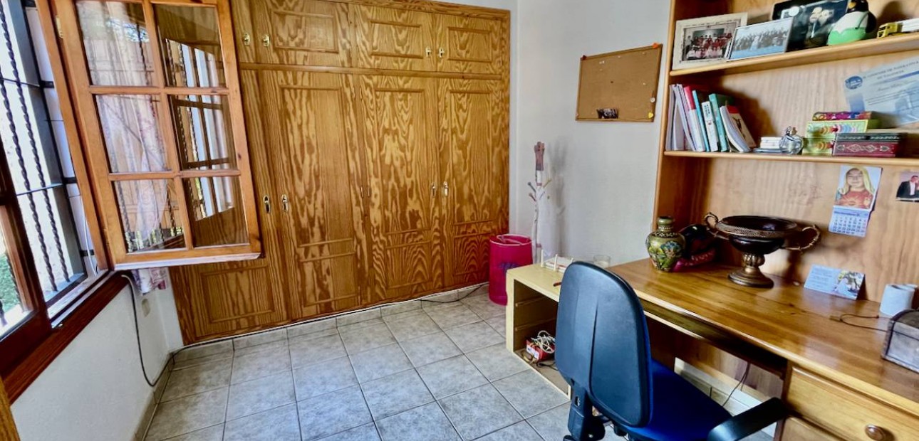 Venta - Finca / Country Property -
Daya Vieja