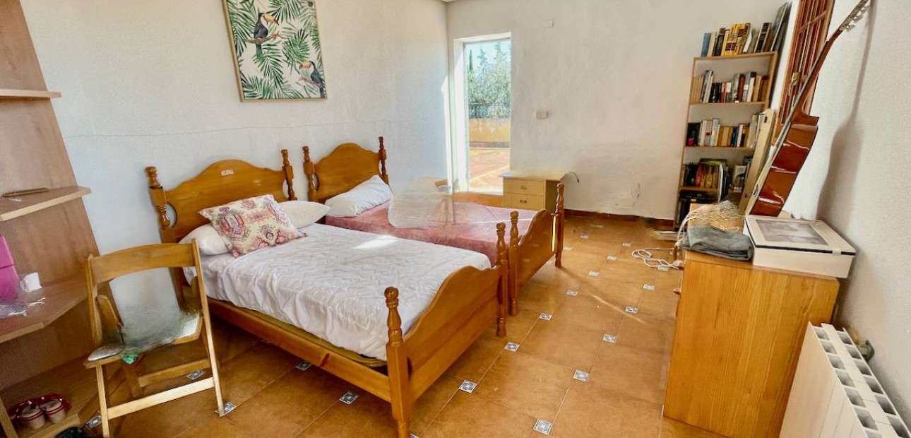 Venta - Finca / Country Property -
Daya Vieja