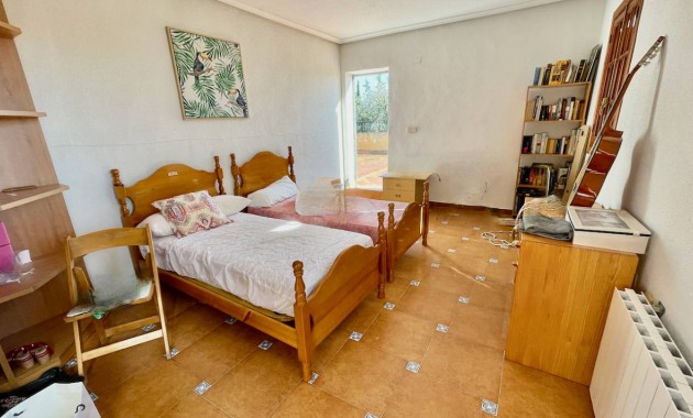 Venta - Finca / Country Property -
Daya Vieja