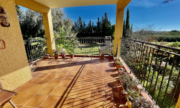 Venta - Finca / Country Property -
Daya Vieja